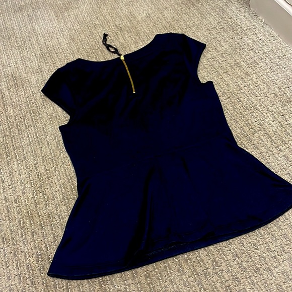 THE LIMITED XS PEPLUM TOP - Picture 5 of 8